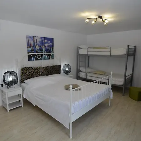 La Panda Guest house Costinesti